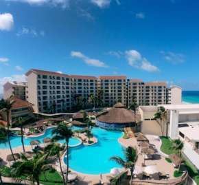 Отель Emporio Cancun  Канку́н 